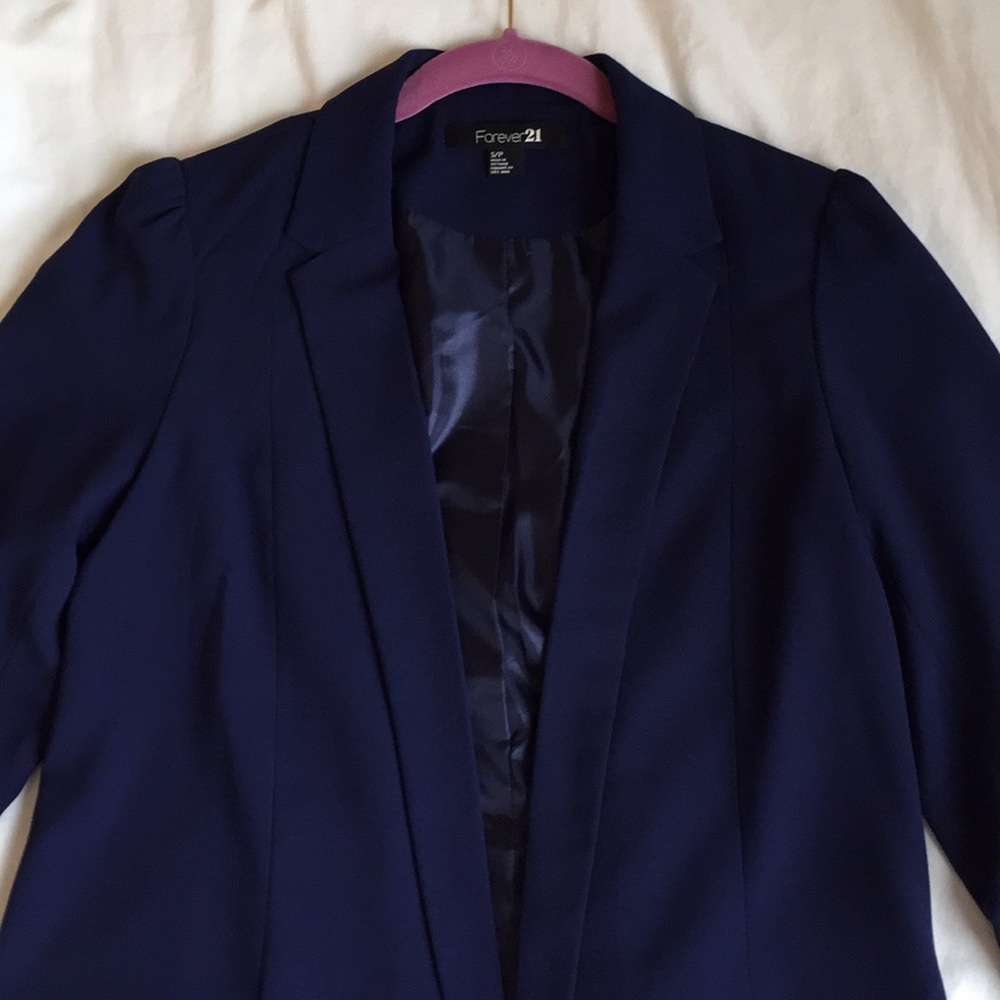Blazer - Picture 3 of 4